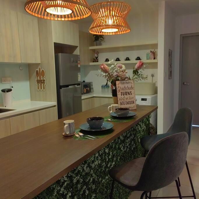 Alocasia Geniehome 3Br Free Wifi @ Utropolis Shah Alam Ngoại thất bức ảnh