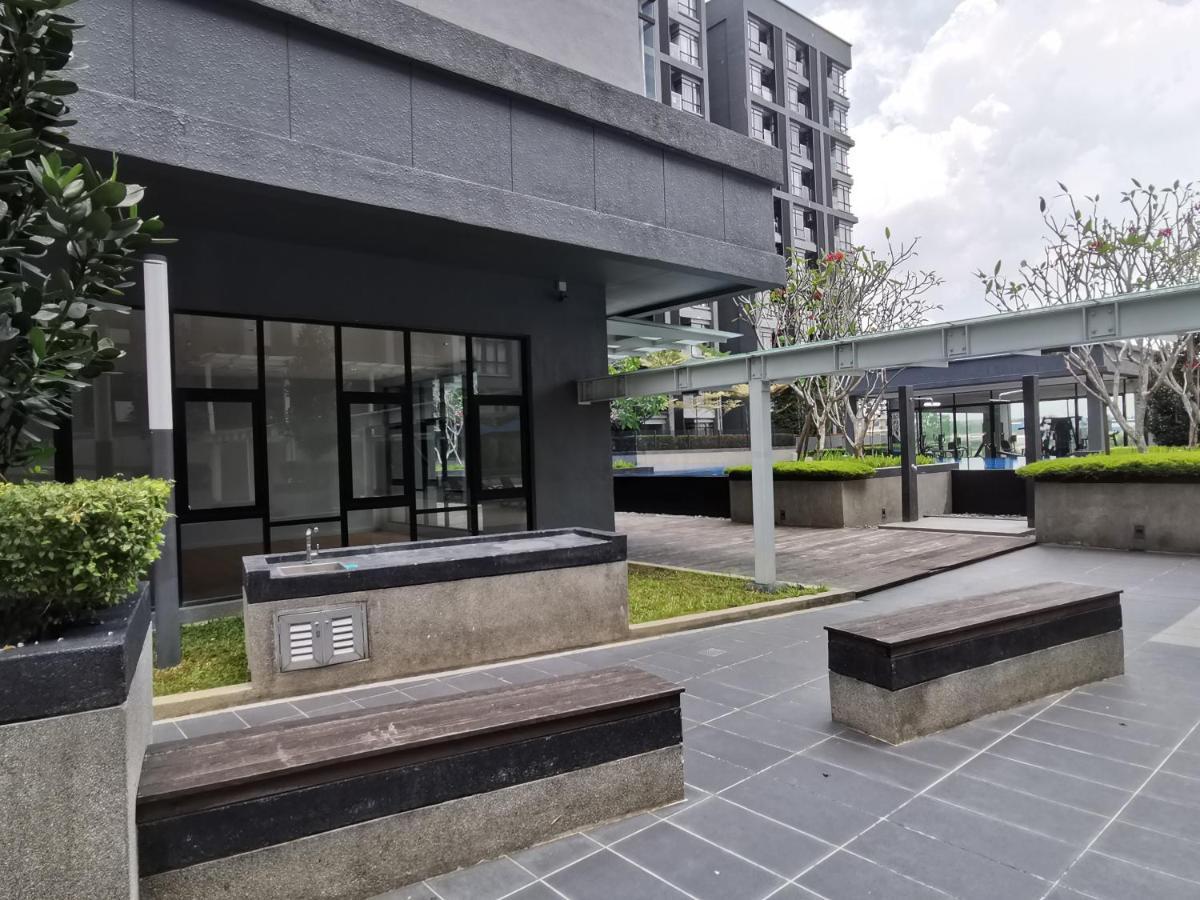 Alocasia Geniehome 3Br Free Wifi @ Utropolis Shah Alam Ngoại thất bức ảnh